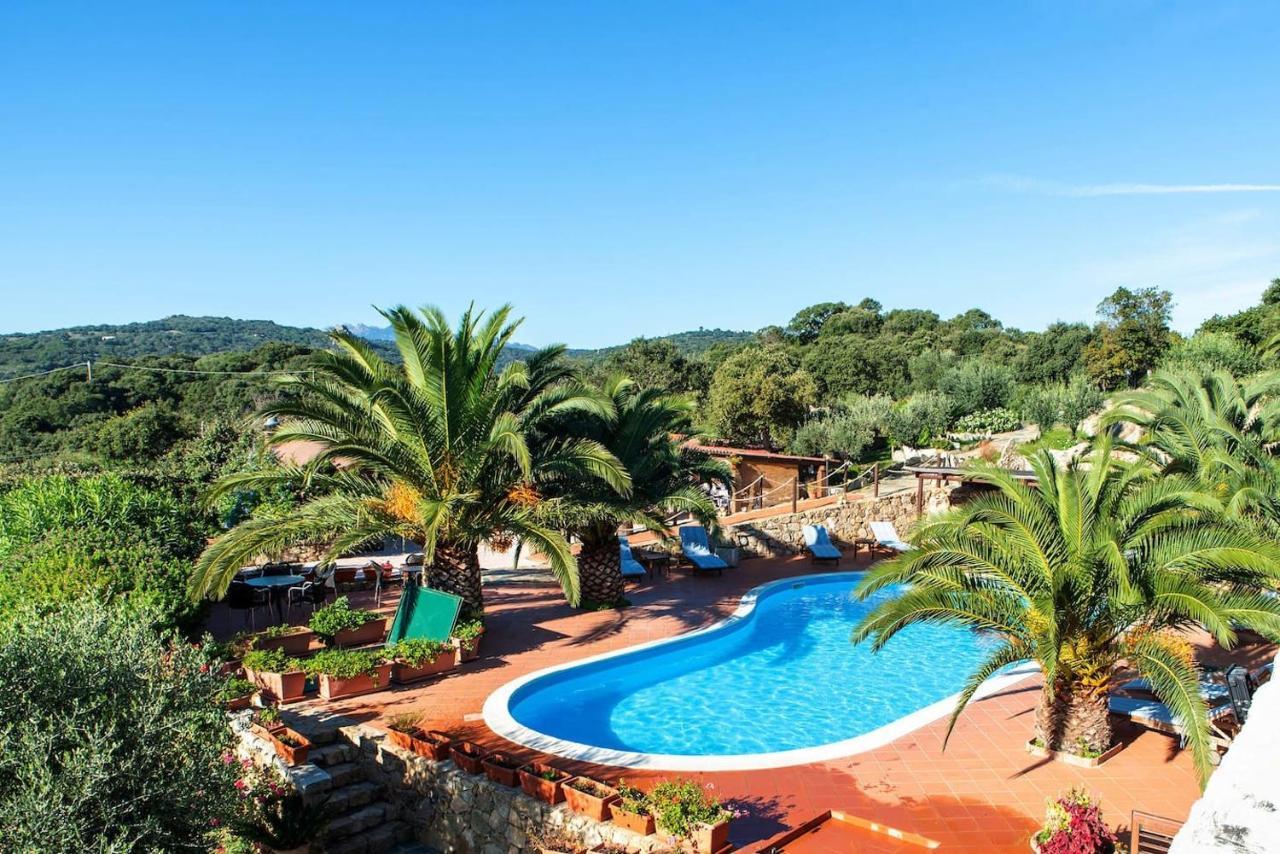 Résidence Villa Smeralda Telti Extérieur photo