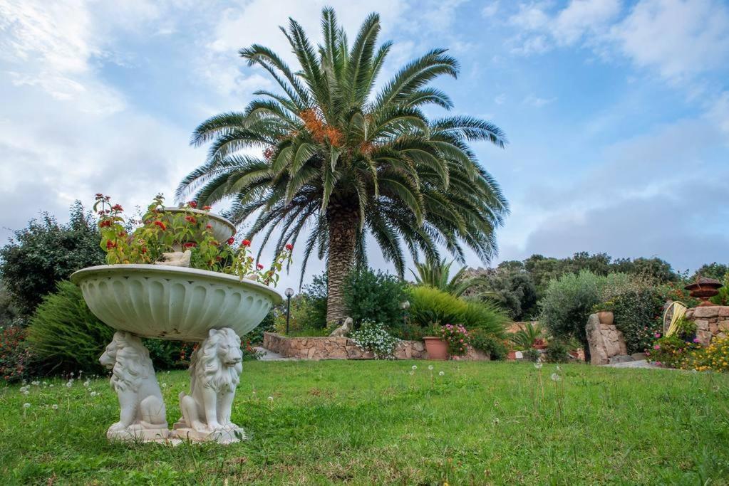 Résidence Villa Smeralda Telti Extérieur photo