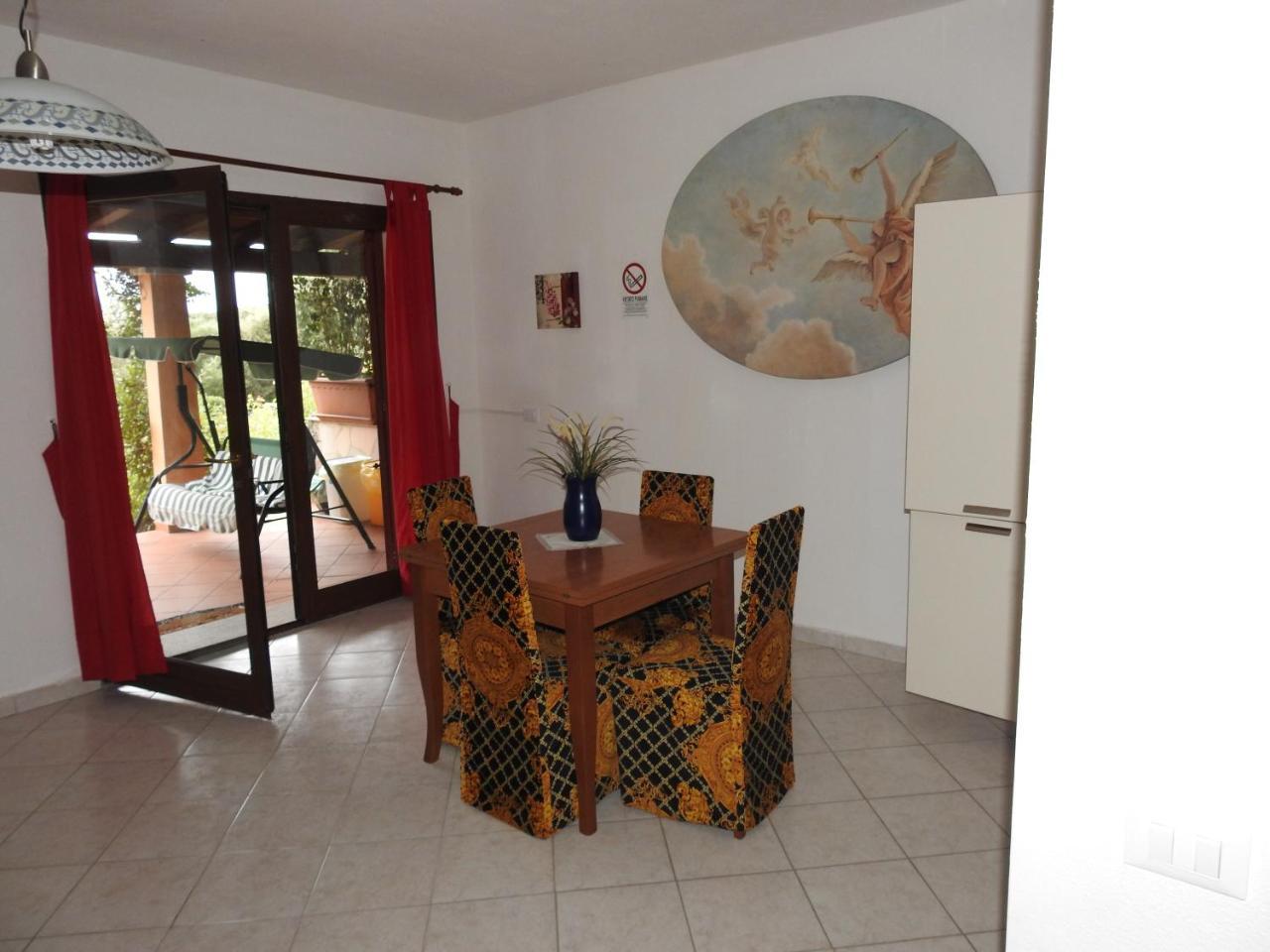 Résidence Villa Smeralda Telti Extérieur photo