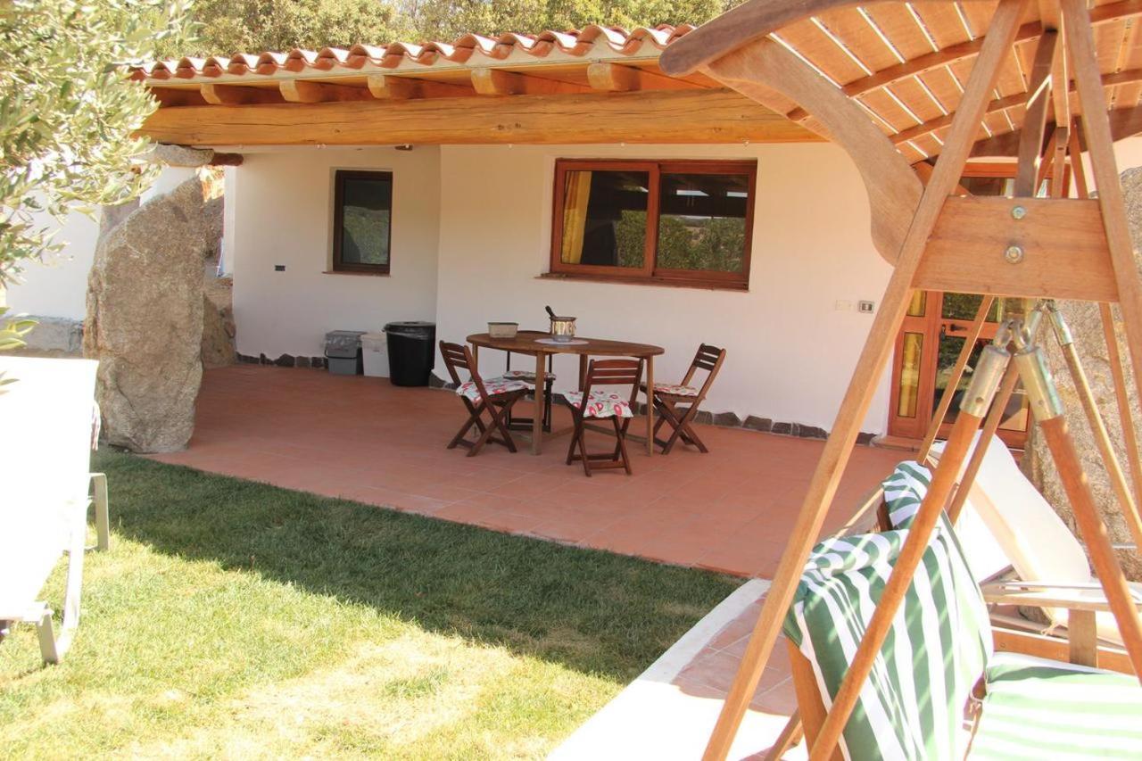 Résidence Villa Smeralda Telti Extérieur photo